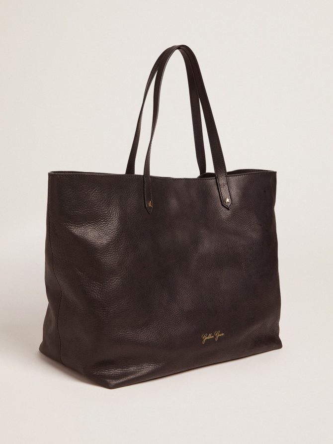 Pasadena Bag in black hammered leather with gold logo on the front - Image 5