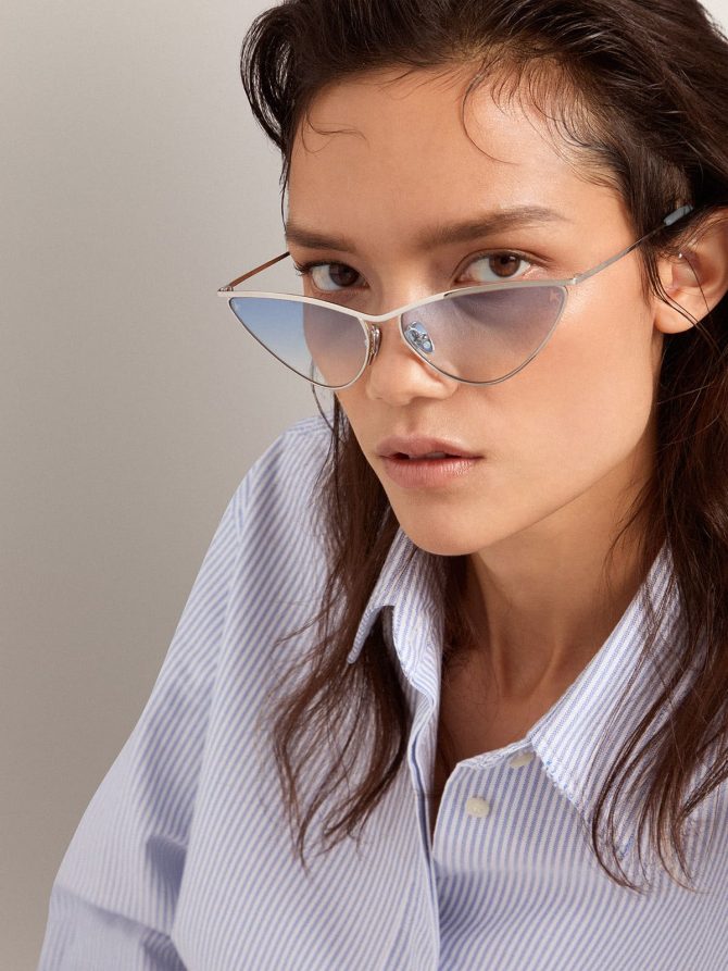 Sunglasses cat-eye style with silver frame and blue lenses - Image 3