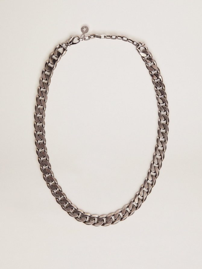Men’s antique silver-colored chain necklace
