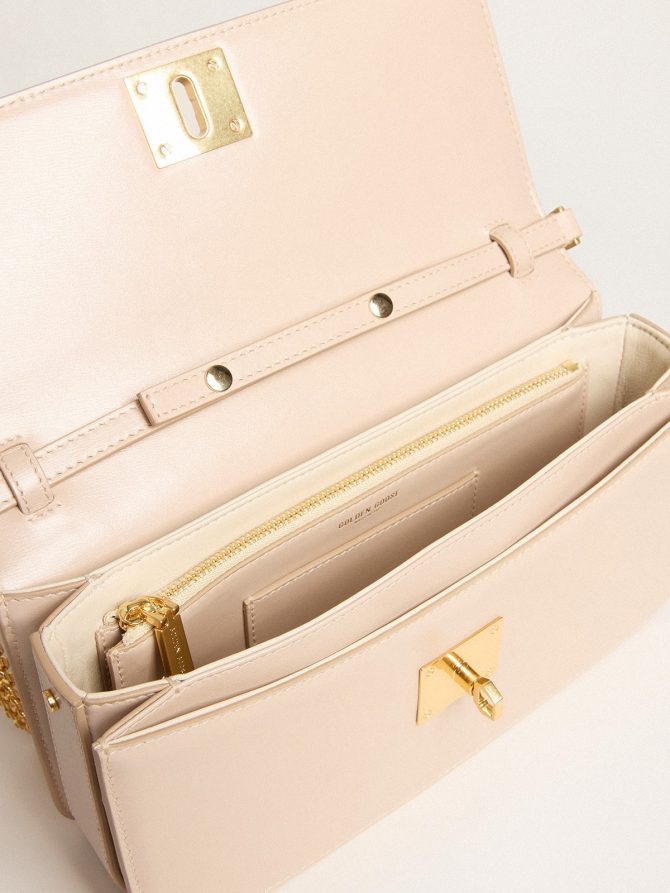 Gioia Bag in pale pink boarded leather with gold details - Image 5