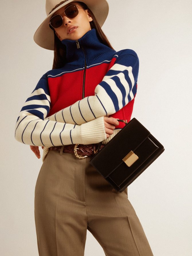 Venezia Bag in black boarded leather with gold details - Image 3