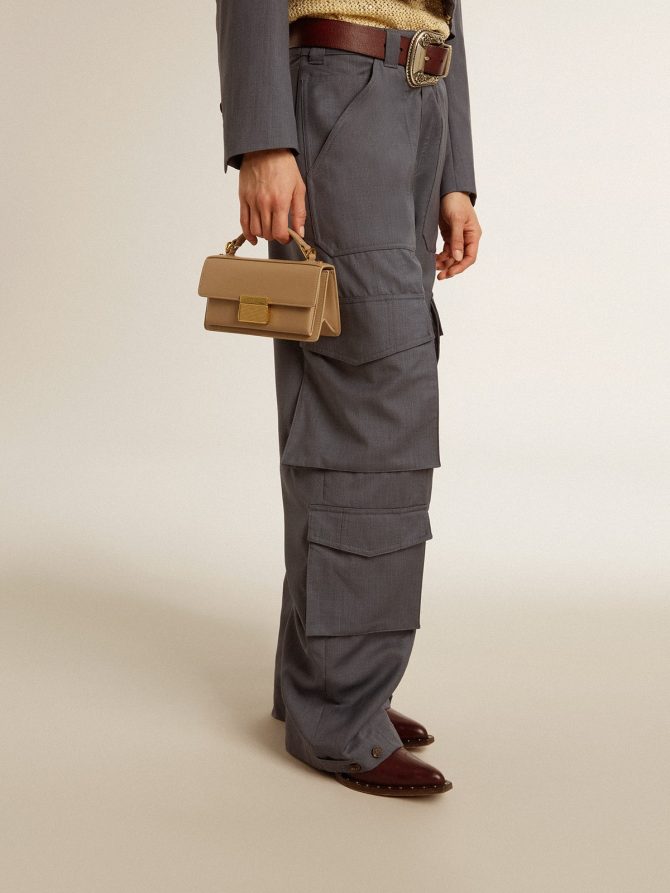 Small Venezia Bag in beige boarded leather with gold details - Image 8