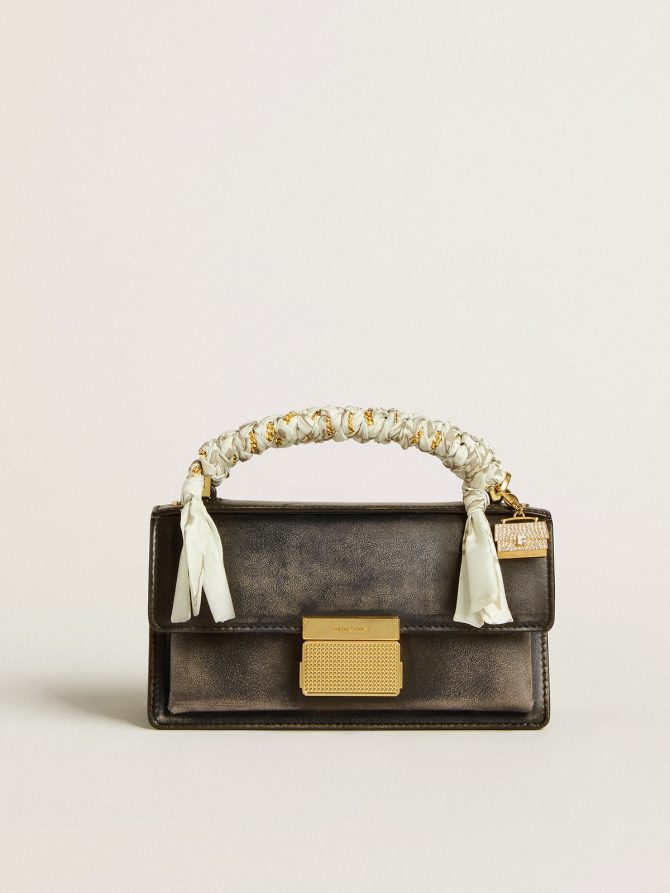 Small Venezia Bag in black distressed leather with gold details - Image 6