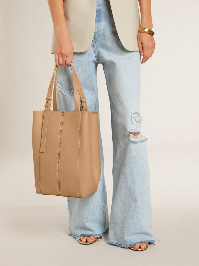 24/7 Bag in cappuccino-colored leather with adjustable handles - Image 3