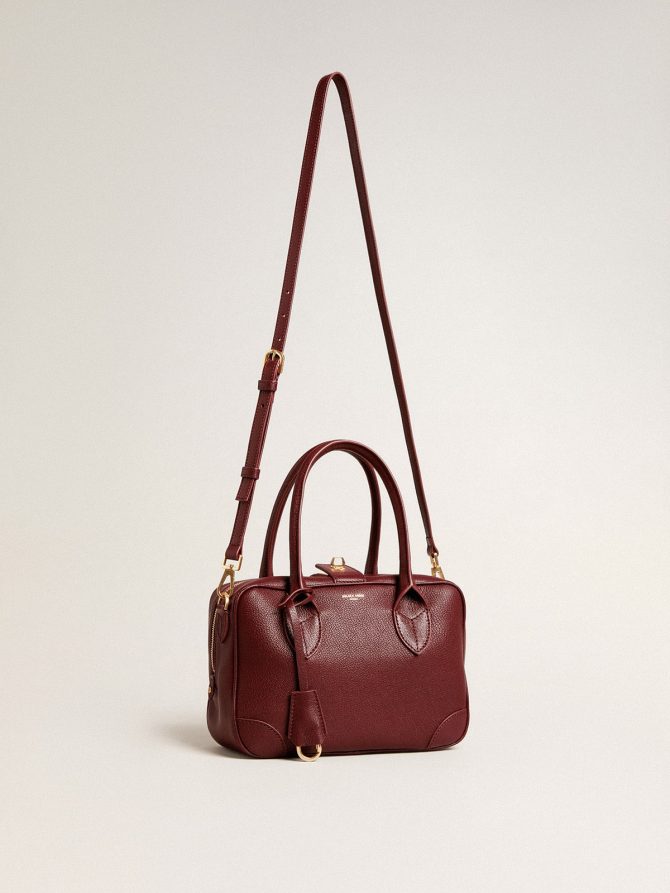 Vita Bag in burgundy sheepskin leather with gold details - Image 4