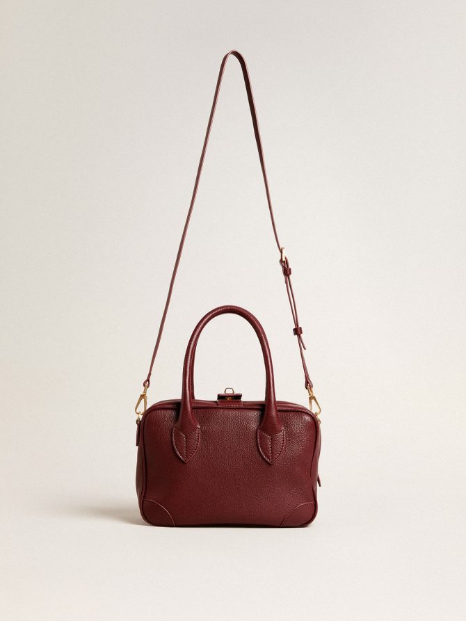 Vita Bag in burgundy sheepskin leather with gold details - Image 5