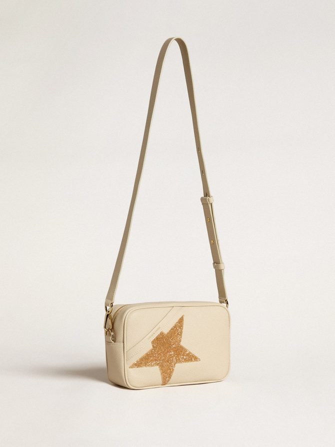 Star Bag in butter-colored hammered leather with Swarovski crystal star - Image 3