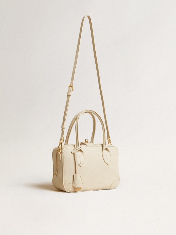 Vita Bag in butter-colored sheepskin leather with gold details - Image 3
