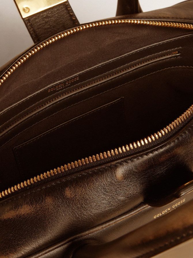 Vita Bag in black distressed leather with gold details - Image 7