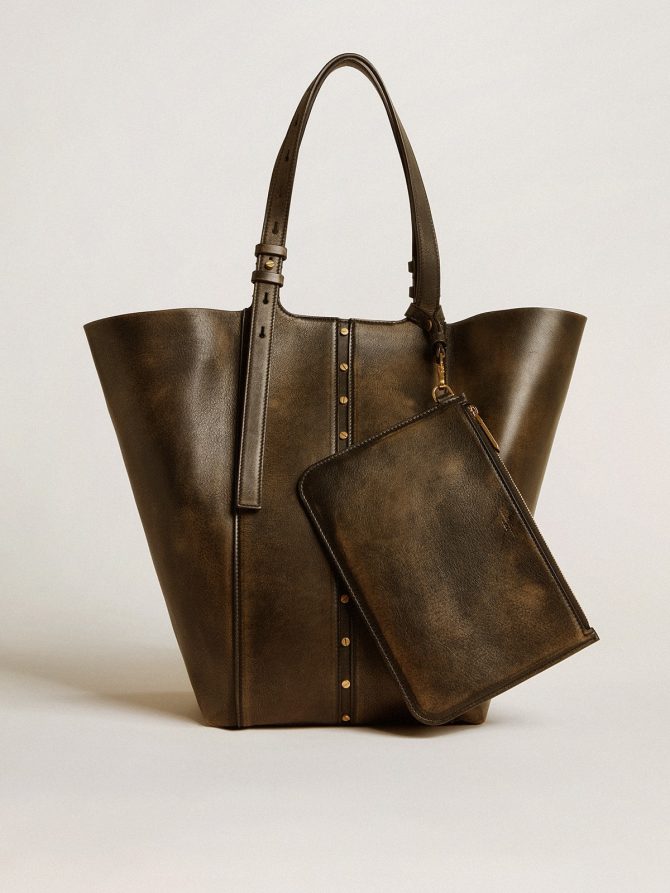 24/7 Bag in black distressed leather with adjustable handles - Image 8