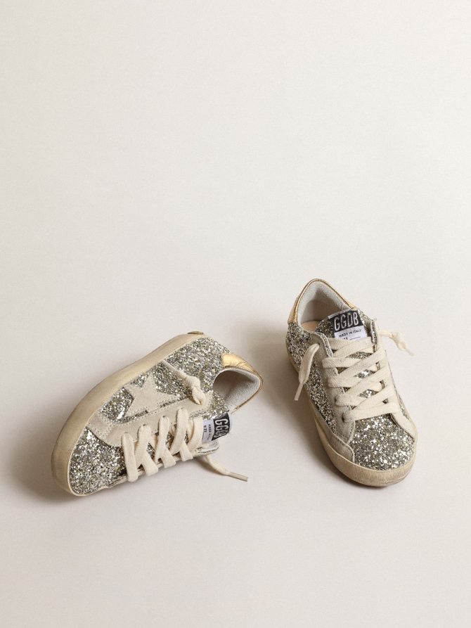 Super-Star Junior in glitter with a suede star and gold heel tab - Image 2