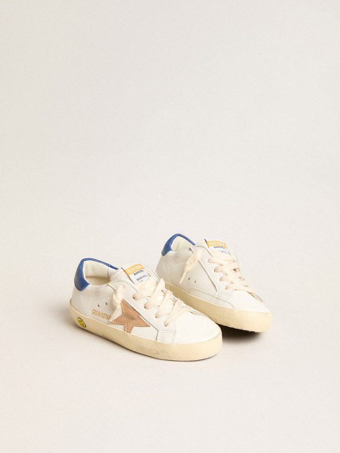 Junior Super-Star in nappa leather with a beige star and blue heel tab - Image 2