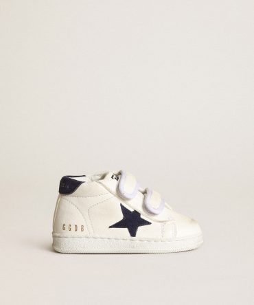 June Junior in nappa with dark blue suede star and heel tab