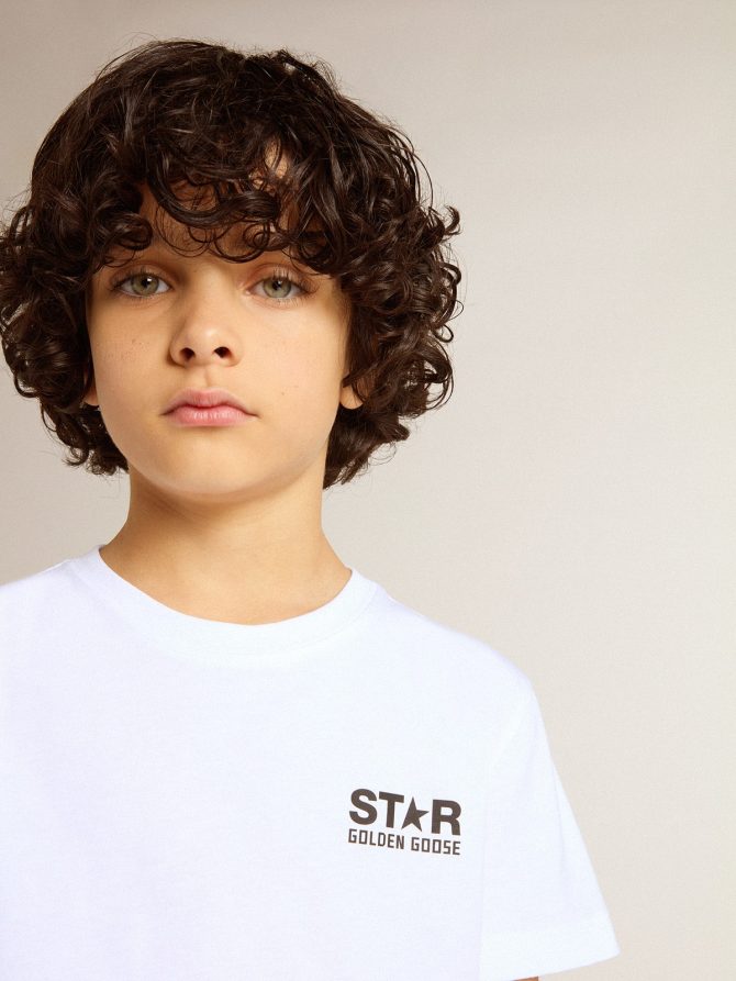 White T-shirt with contrasting black logo and star - Image 6