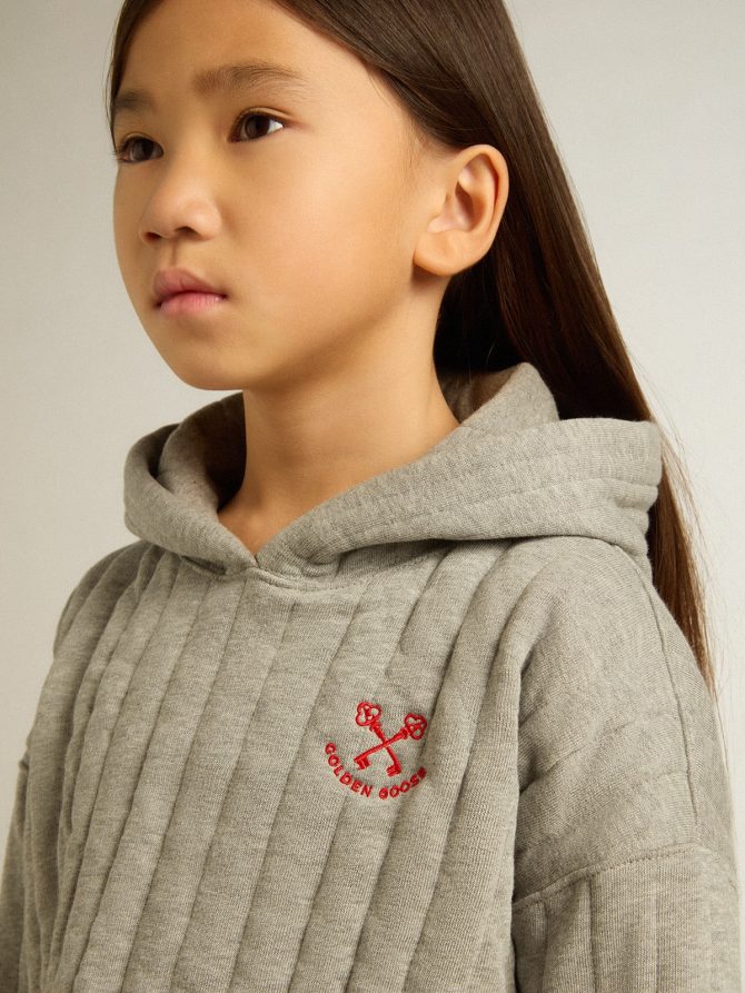 Girls’ cropped sweatshirt in gray melange with a hood and embroidery on the front - Image 5