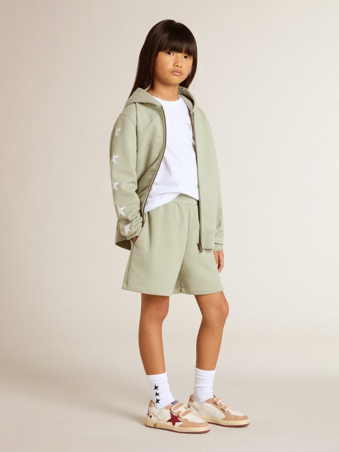 Light green shorts with white star - Image 3