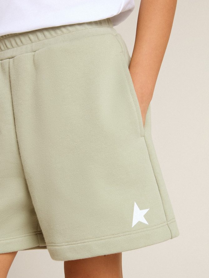 Light green shorts with white star - Image 5