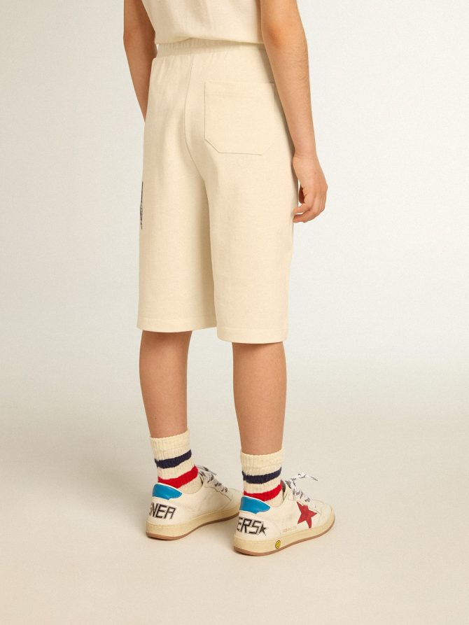 Boys’ Bermuda shorts in aged white with print on the front - Image 2