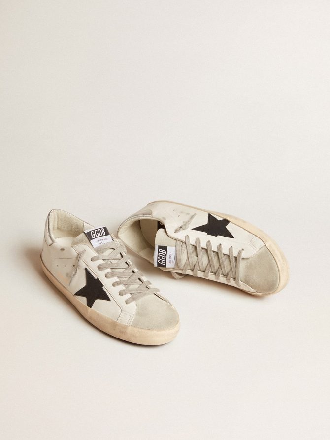 Men’s Super-Star in white leather with black nubuck star and silver metallic leather heel tab - Image 2