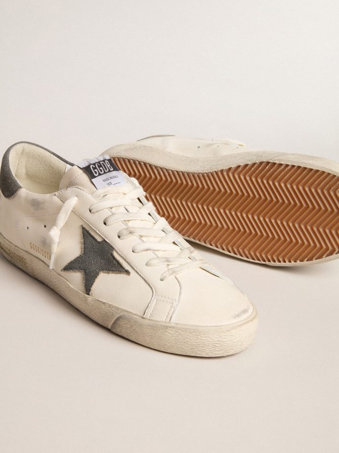 Super-Star in nappa with gray suede star and heel tab - Image 3