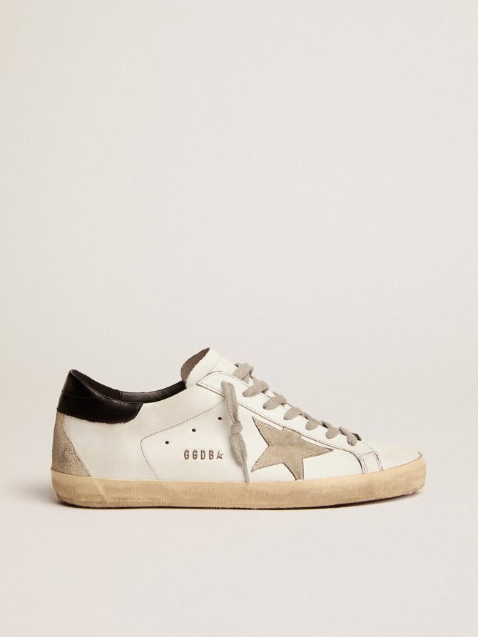 Men’s Super-Star with black heel tab and metal stud lettering