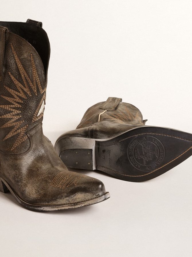 Men’s low Wish Star boots in black leather with silver star - Image 4