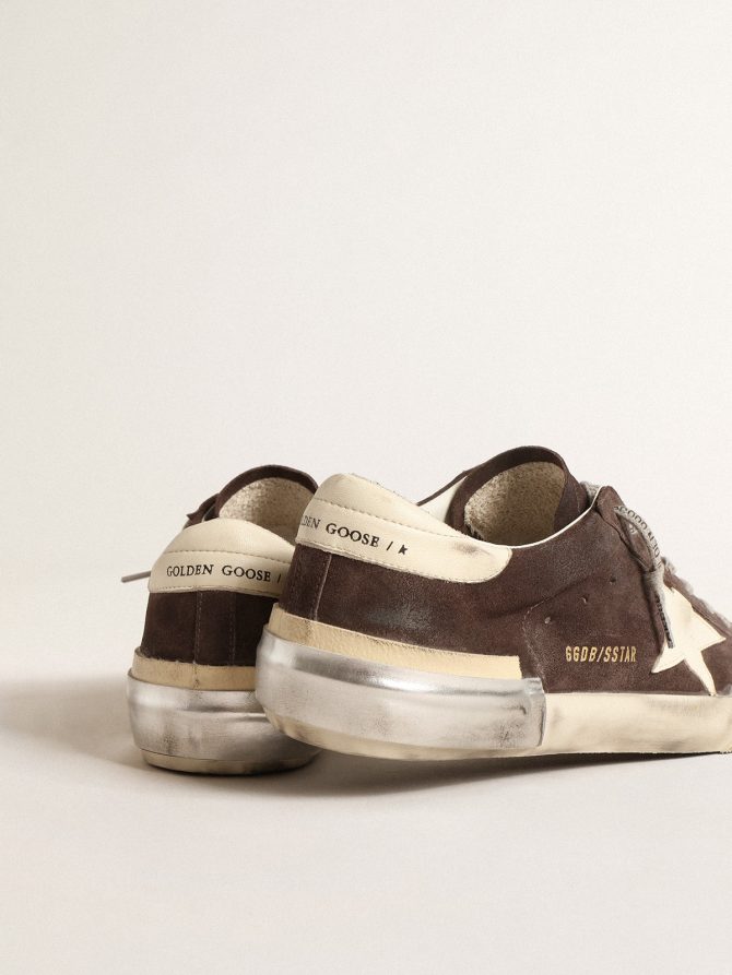 Super-Star in gray suede with ecru nappa star and heel tab - Image 4