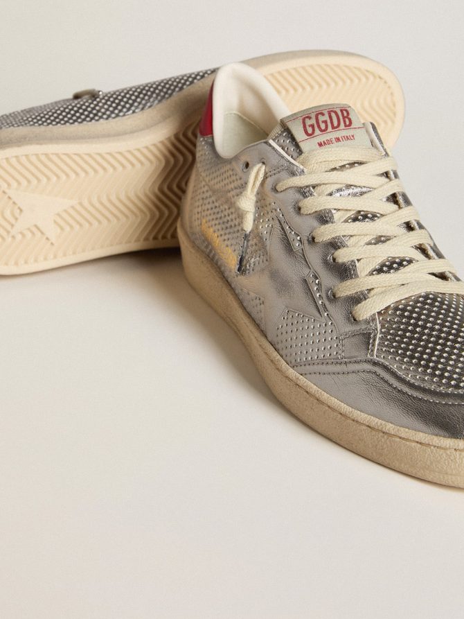 Bio-based Ball Star in metallic silver with silver star and red heel tab - Image 4
