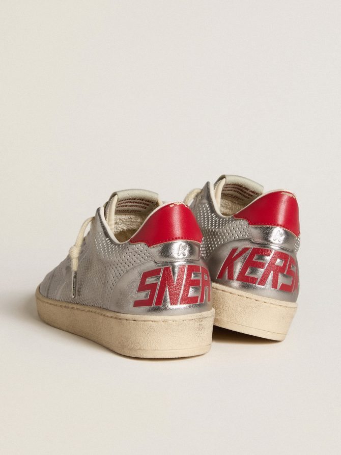 Bio-based Ball Star in metallic silver with silver star and red heel tab - Image 5