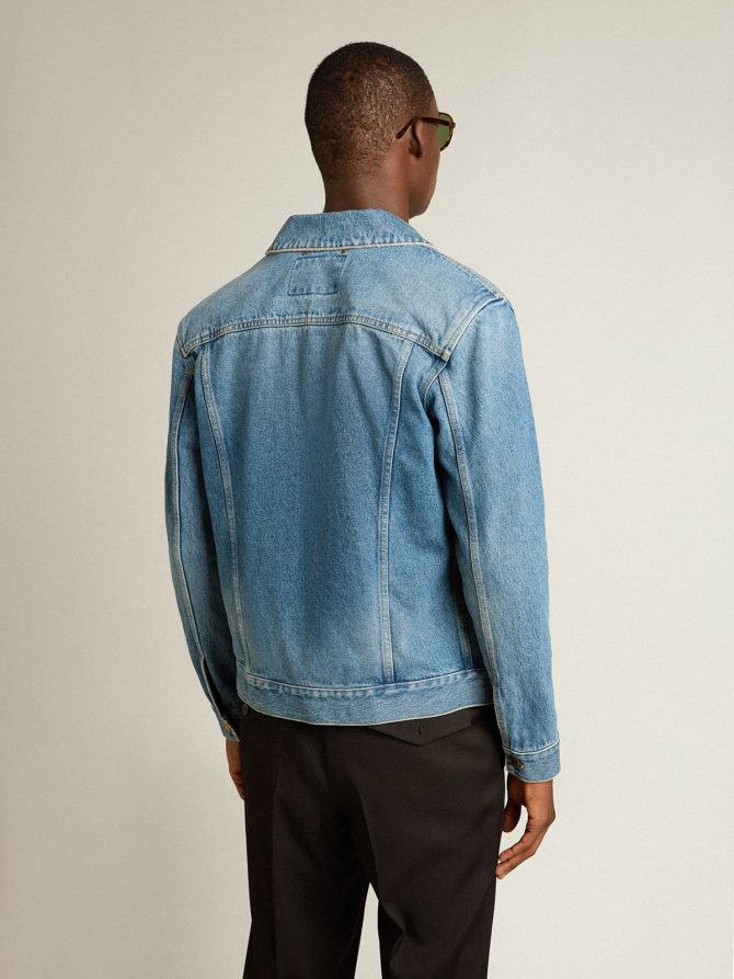 Men’s denim jacket with medium wash - Image 4