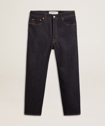 Men’s dark blue jeans in one-wash denim