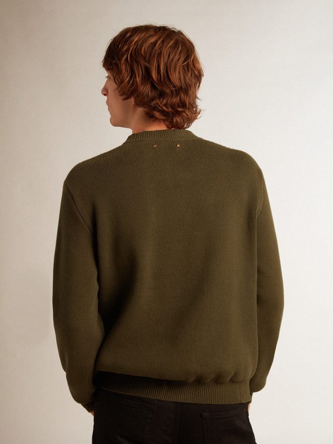 Men’s round-neck sweater in military green cotton - Image 4