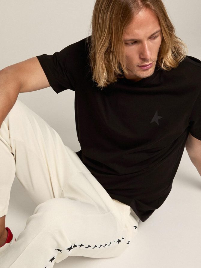 Black Star Collection T-shirt with tone-on-tone star on the front - Image 3