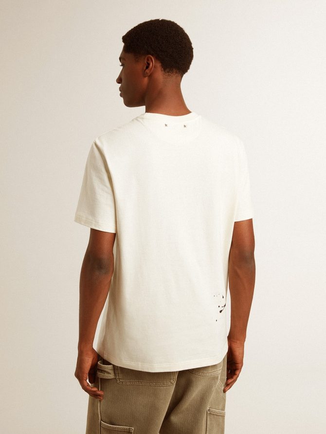 Men’s T-shirt in aged white cotton with print and embroidery - Image 4