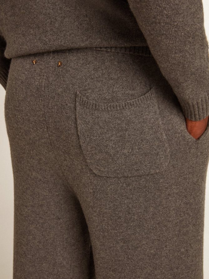 Men’s gray melange cashmere blend joggers - Image 5