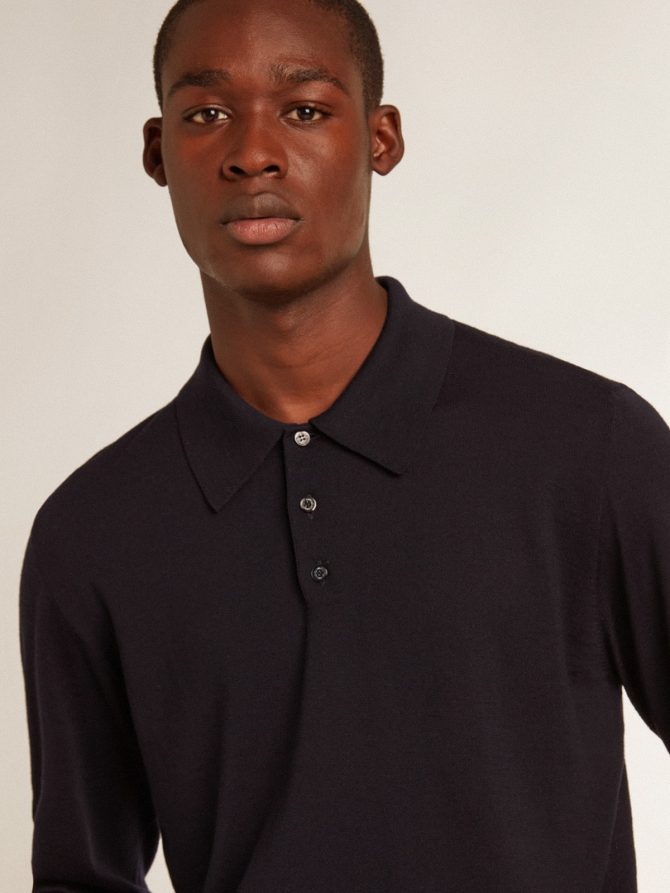 Men’s long-sleeved polo shirt in navy-blue merino wool - Image 2