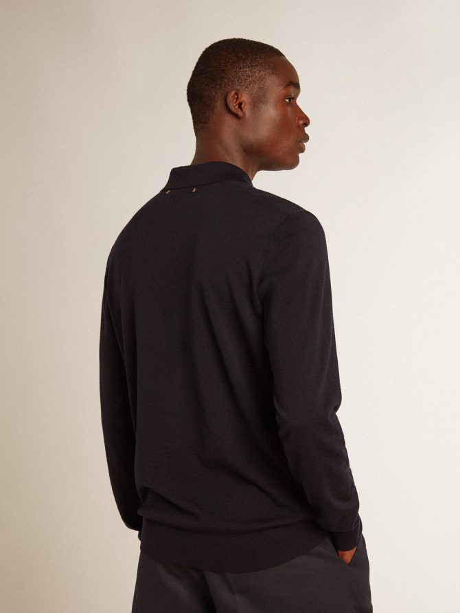Men’s long-sleeved polo shirt in navy-blue merino wool - Image 4