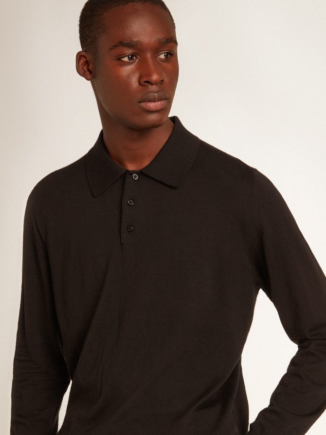 Men’s long-sleeved polo shirt in black merino wool - Image 2