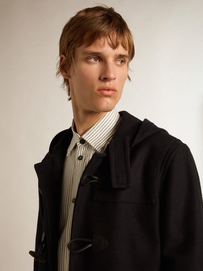 Dark blue wool duffle coat with hood and toggle fastening - Image 2