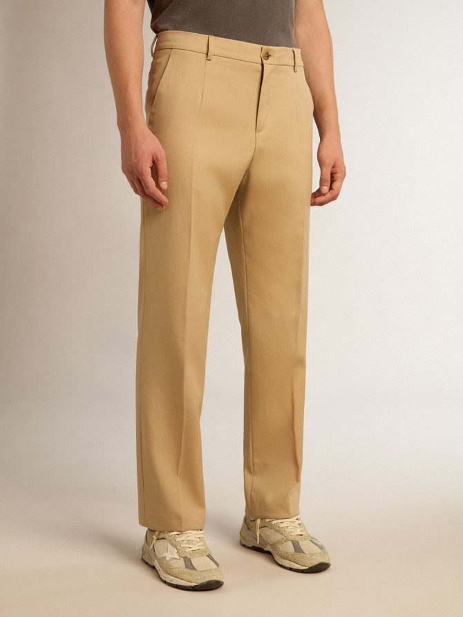 Men’s wool gabardine pants in sand - Image 2