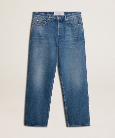 Blue medium wash loose jeans