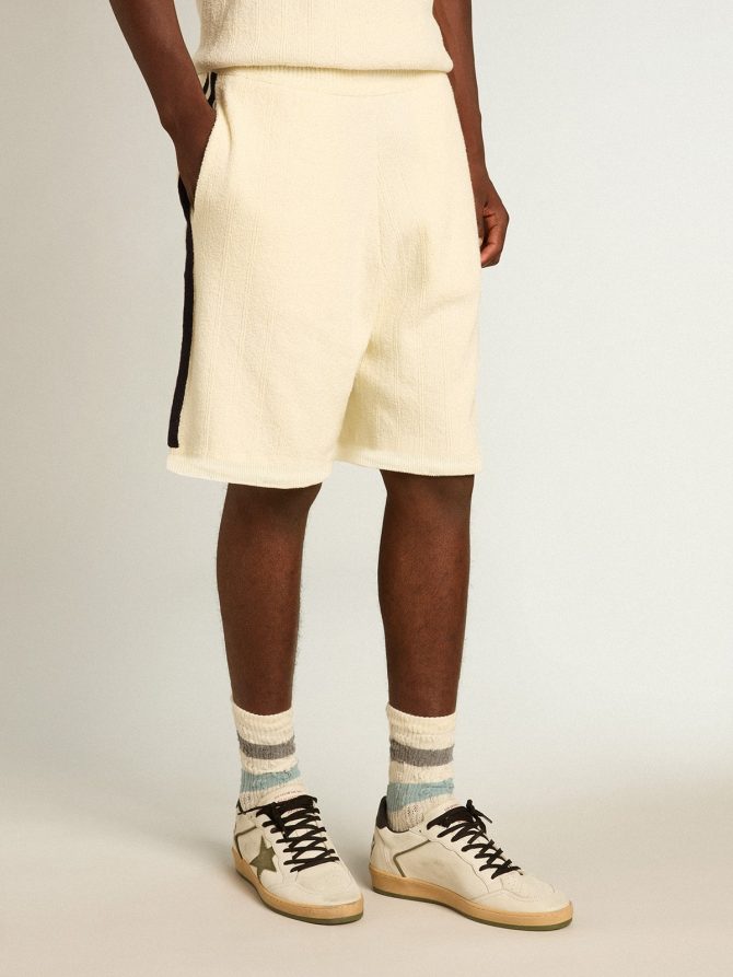 Men’s vintage white shorts with blue rib knit on the sides - Image 2