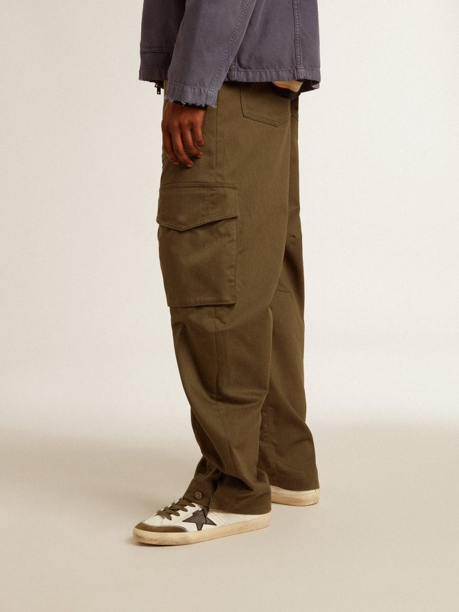 Olive green cargo pants - Image 4