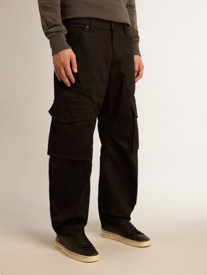 Black cargo pants - Image 2