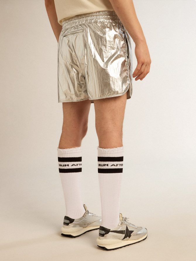 Men’s running shorts in silver fabric - Image 4