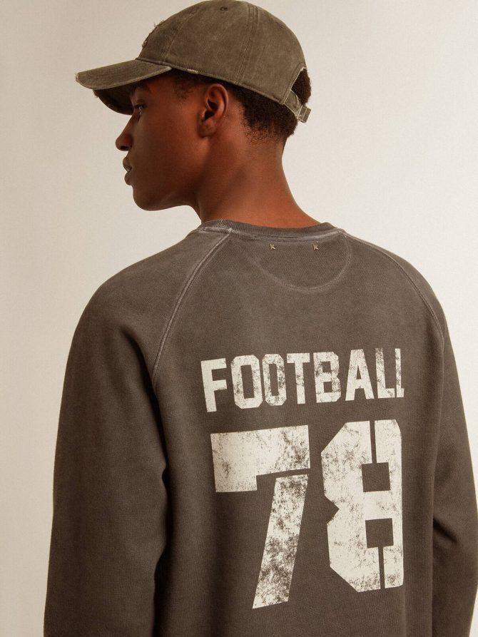 Men’s long-sleeved T-shirt in anthracite gray cotton with logo on the back - Image 6