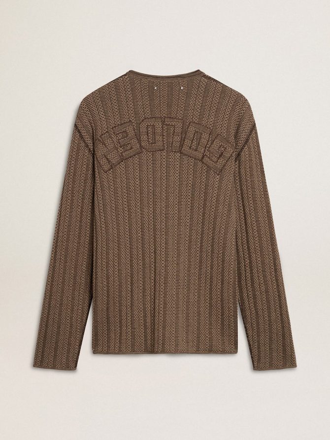 Men’s travertine-colored sweater with ‘Golden’ patch lettering on the back - Image 7