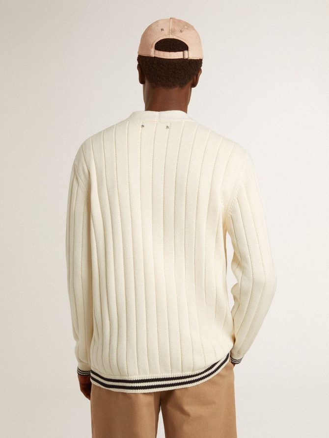 Men’s white cotton cardigan with a cable pattern and blue ribbing - Image 4