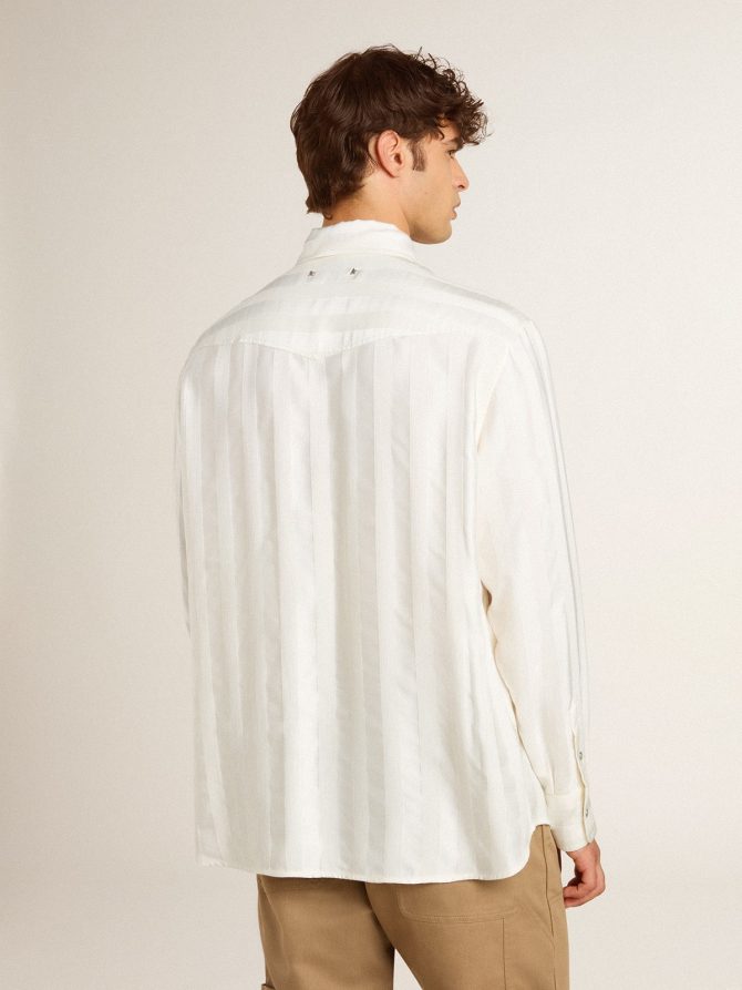 Men’s oversized worn-white shirt with vertical stripes - Image 4