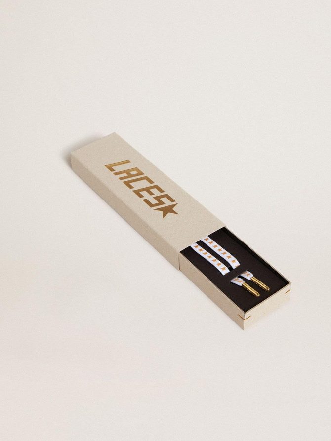 White cotton laces with contrasting gold stars - Image 2